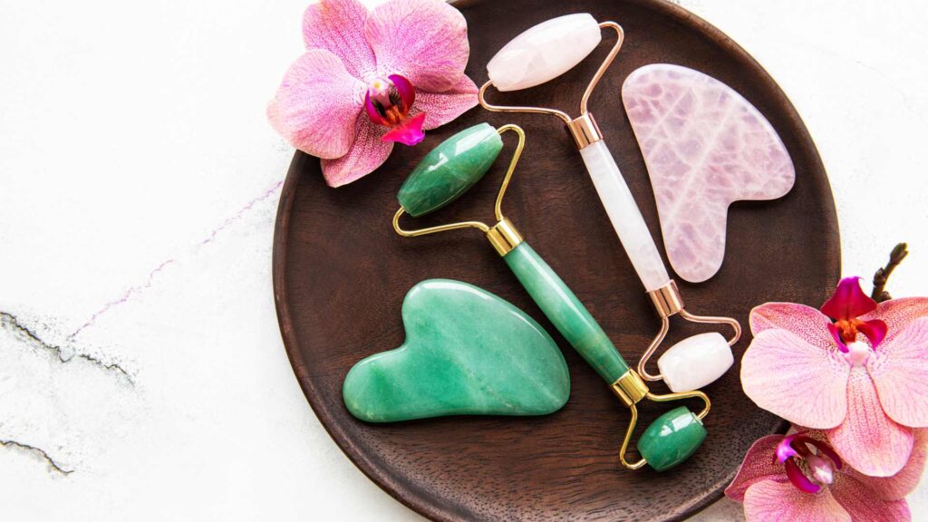 Rouleaux de jade vs quartz : mon analyse comparative après deux mois d&rsquo;utilisation